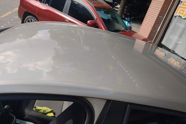 Used Skoda Rapid 2015 1.6L Manual Le Xuan Model Roof