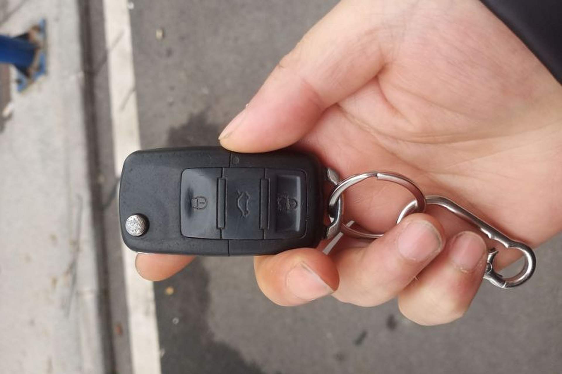 Used Skoda Rapid 2015 1.6L Automatic Smart Selection Model Vehicle Key