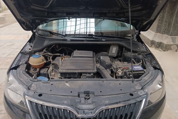 Used Skoda Rapid 2016 1.6L Manual Trend Edition Engine Bay