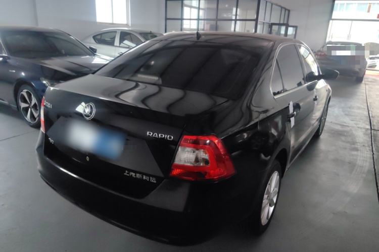 Used Skoda Rapid 2016 1.6L Automatic Chuanxing Edition Exterior 3