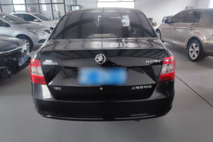 Used Skoda Rapid 2016 1.6L Automatic Chuanxing Edition Exterior 4