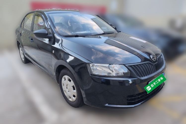 Used Skoda Rapid 2016 1.4L Manual Front-Wheel Drive Model Front Right 45 Deg