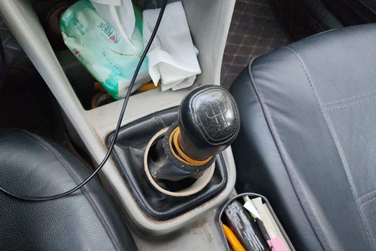 Used Skoda Rapid 2016 1.4L Manual Front-Wheel Drive Model Gear Lever