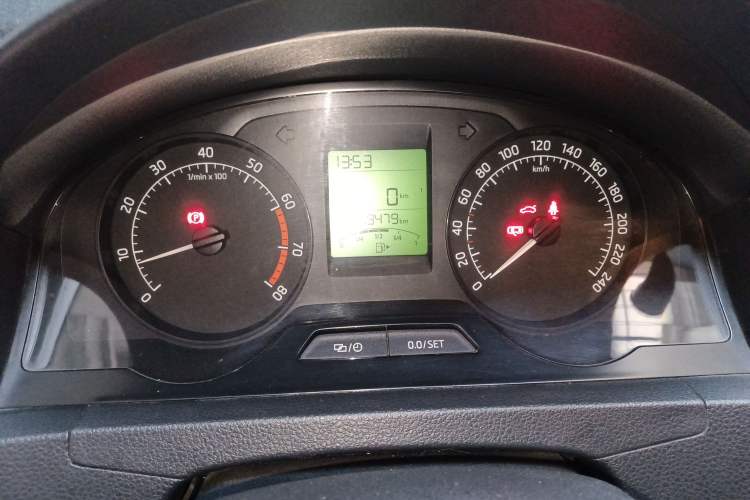 Used Skoda Rapid 2016 1.6L Manual Trend Edition Instrument Cluster