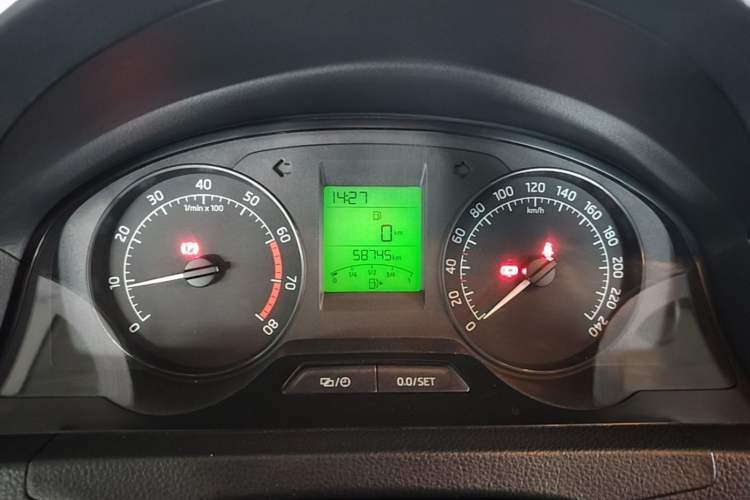 Used Skoda Rapid 2016 1.6L Manual Trend Edition Instrument Cluster