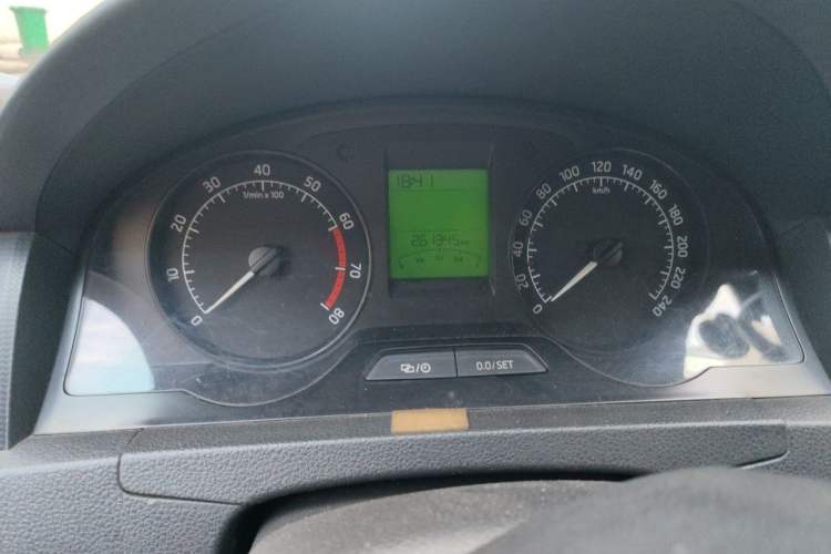 Used Skoda Rapid 2016 1.4L Manual Front-Wheel Drive Model Instrument Cluster