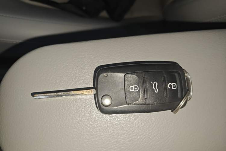 Used Skoda Rapid 2016 1.6L Automatic Zunxing Edition Interior 1