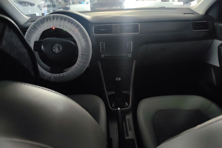 Used Skoda Rapid 2016 1.6L Automatic Chuanxing Edition Interior 3