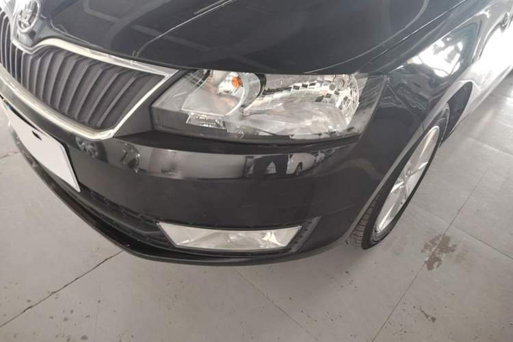 Used Skoda Rapid 2016 1.6L Manual Trend Edition Left Front Headlight