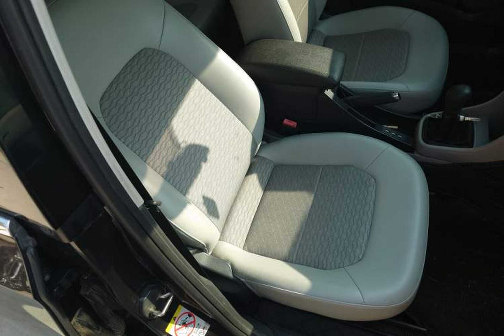 Used Skoda Rapid 2016 1.6L Manual Trend Edition Right Front Seat