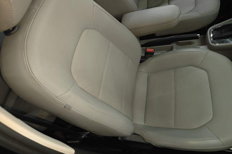 Used Skoda Rapid 2016 1.6L Automatic Zunxing Edition Right Front Seat