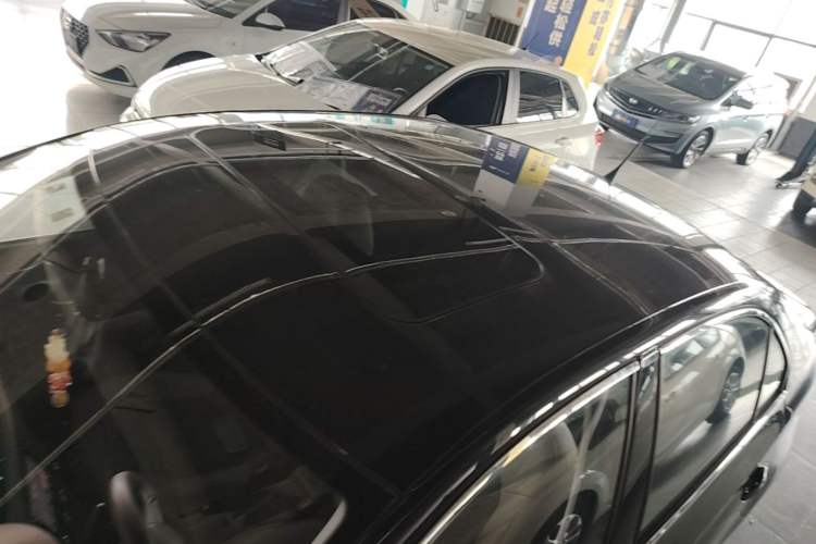 Used Skoda Rapid 2016 1.6L Manual Trend Edition Roof