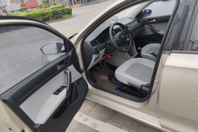 Used Skoda Rapid 2016 1.6L Manual Trend Edition Driver Seat