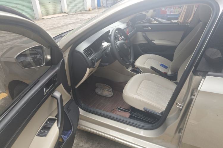 Used Skoda Rapid 2016 1.6L Automatic Chuanxing Edition Driver Seat