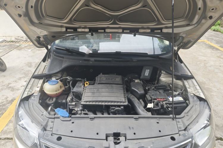 Used Skoda Rapid 2016 1.6L Automatic Chuanxing Edition Engine Bay