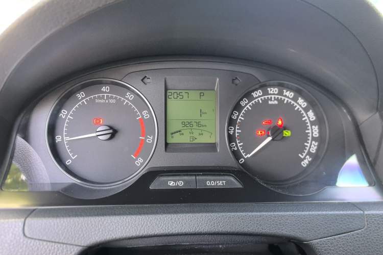 Used Skoda Rapid 2016 1.6L Automatic Chuanxing Edition Instrument Cluster
