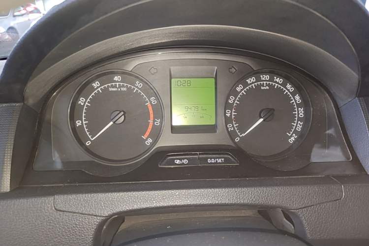 Used Skoda Rapid 2016 1.6L Automatic Chuanxing Edition Instrument Cluster