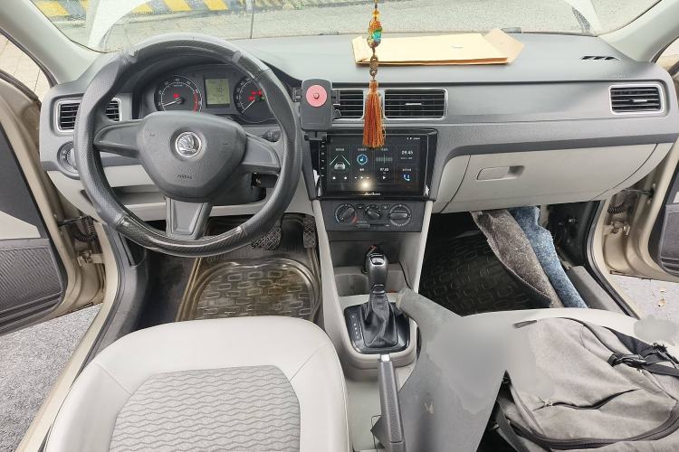 Used Skoda Rapid 2016 1.6L Automatic Chuanxing Edition Interior 2