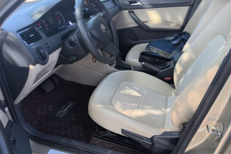 Used Skoda Rapid 2016 1.6L Automatic Chuanxing Edition Left Front Seat