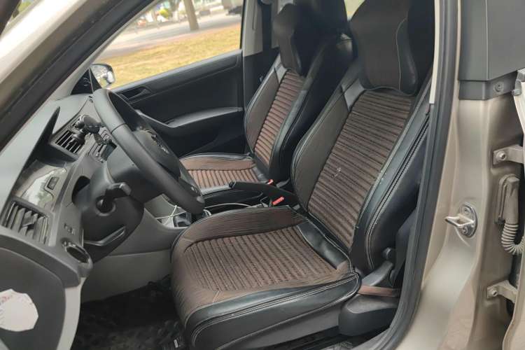 Used Skoda Rapid 2016 1.4L Manual Front-Wheel Drive Model Left Front Seat