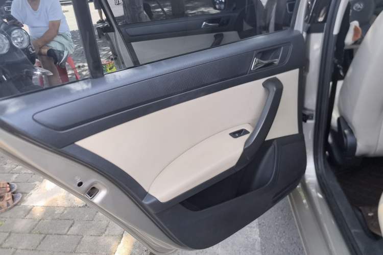 Used Skoda Rapid 2016 1.6L Automatic Chuanxing Edition Left Rear Door Interior