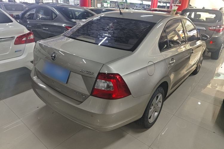Used Skoda Rapid 2016 1.6L Automatic Chuanxing Edition Rear Right 45 Deg