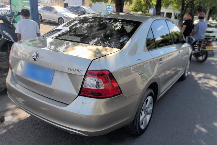 Used Skoda Rapid 2016 1.6L Automatic Chuanxing Edition Rear Right 45 Deg