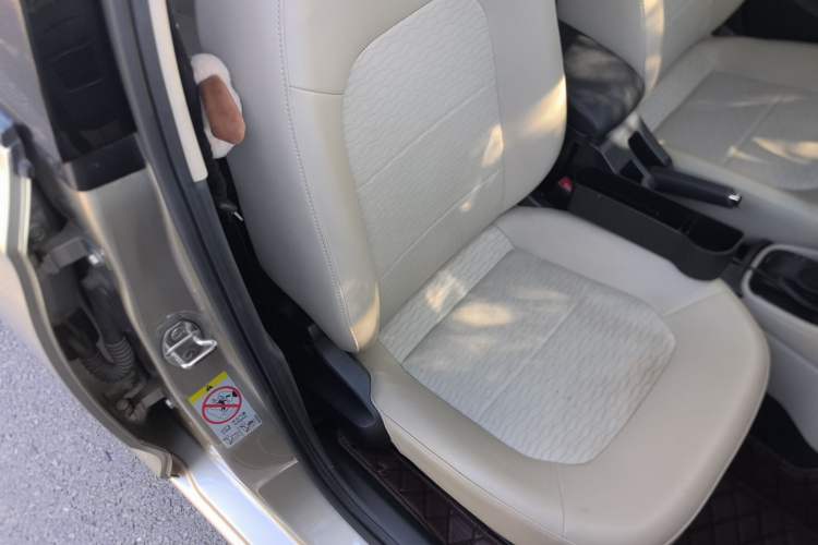 Used Skoda Rapid 2016 1.6L Automatic Chuanxing Edition Right Front Seat