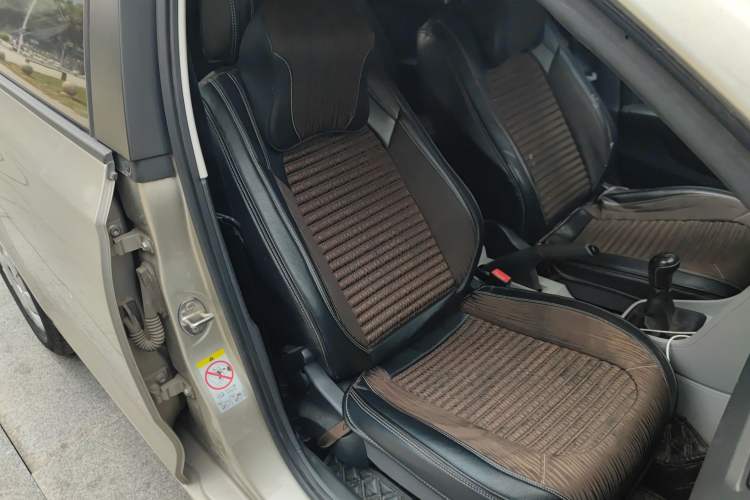 Used Skoda Rapid 2016 1.4L Manual Front-Wheel Drive Model Right Front Seat