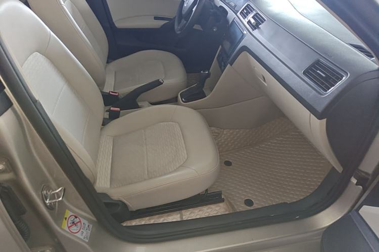 Used Skoda Rapid 2016 1.6L Automatic Chuanxing Edition Right Front Seat