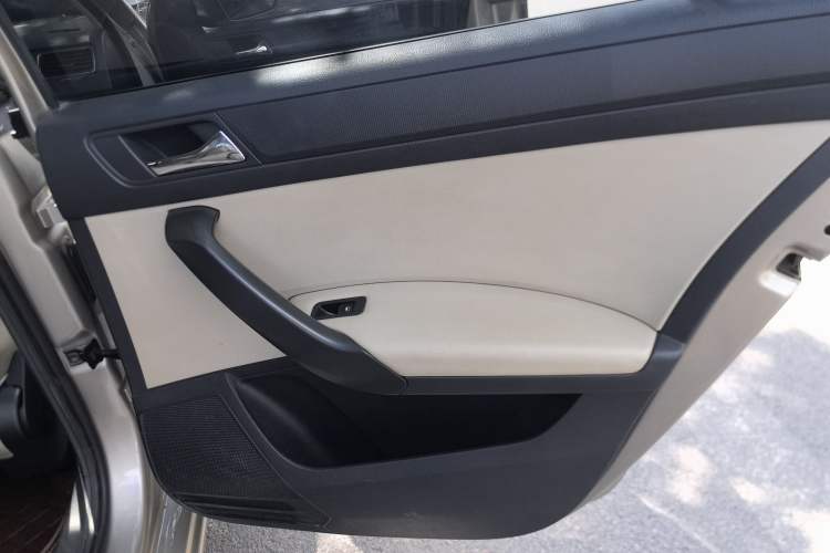 Used Skoda Rapid 2016 1.6L Automatic Chuanxing Edition Right Rear Door Interior