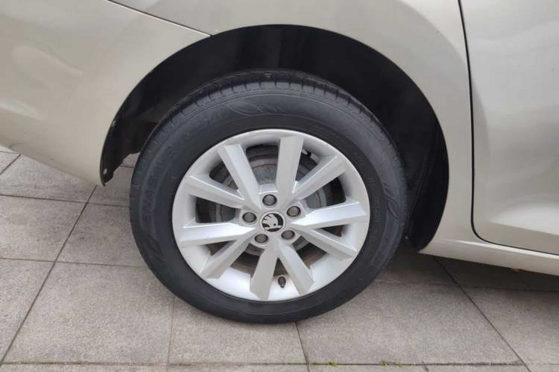 Used Skoda Rapid 2016 1.6L Manual Trend Edition Right Rear Wheel Hub