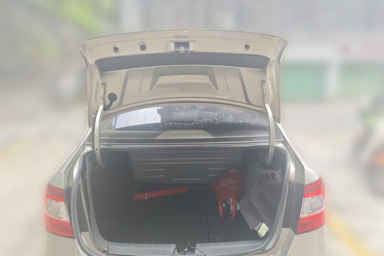 Used Skoda Rapid 2016 1.6L Automatic Chuanxing Edition Trunk