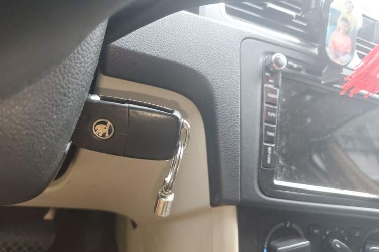 Used Skoda Rapid 2016 1.6L Automatic Chuanxing Edition Vehicle Key