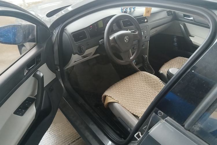 Used Skoda Rapid 2016 1.6L Automatic Chuanxing Edition Driver Seat