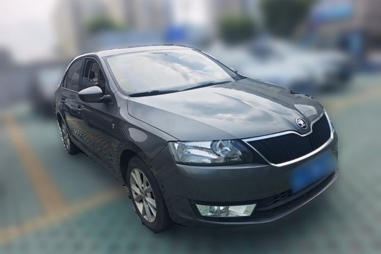 Used Skoda Rapid 2016 1.6L Automatic Chuanxing Edition Front Right 45 Deg