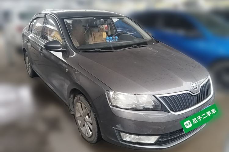 Used Skoda Rapid 2016 1.6L Automatic Chuanxing Edition Front Right 45 Deg