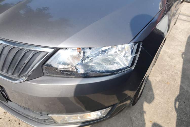 Used Skoda Rapid 2016 1.6L Automatic Chuanxing Edition Left Front Headlight