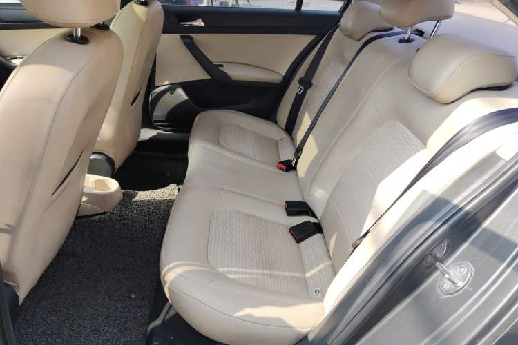Used Skoda Rapid 2016 1.6L Automatic Chuanxing Edition Left Rear Seat