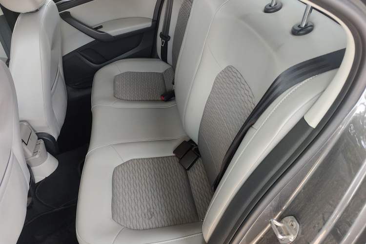 Used Skoda Rapid 2016 1.6L Automatic Chuanxing Edition Left Rear Seat