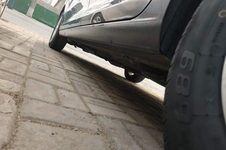 Used Skoda Rapid 2016 1.4L Manual Front-Wheel Drive Model Left Side Sill