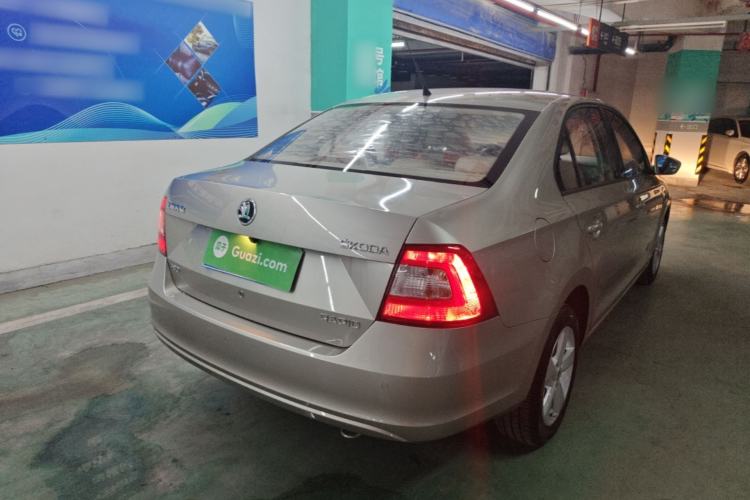 Used Skoda Rapid 2016 1.6L Automatic Chuanxing Edition Rear Right 45 Deg