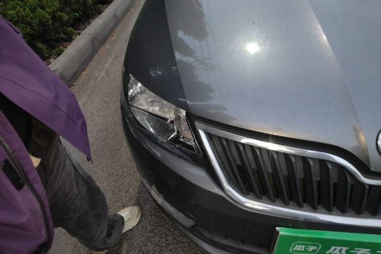 Used Skoda Rapid 2016 1.6L Automatic Chuanxing Edition Right Front Headlight
