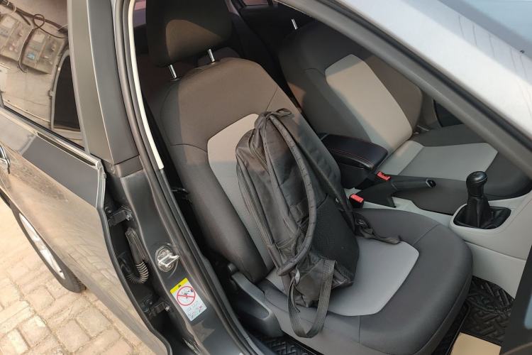 Used Skoda Rapid 2016 1.4L Manual Front-Wheel Drive Model Right Front Seat