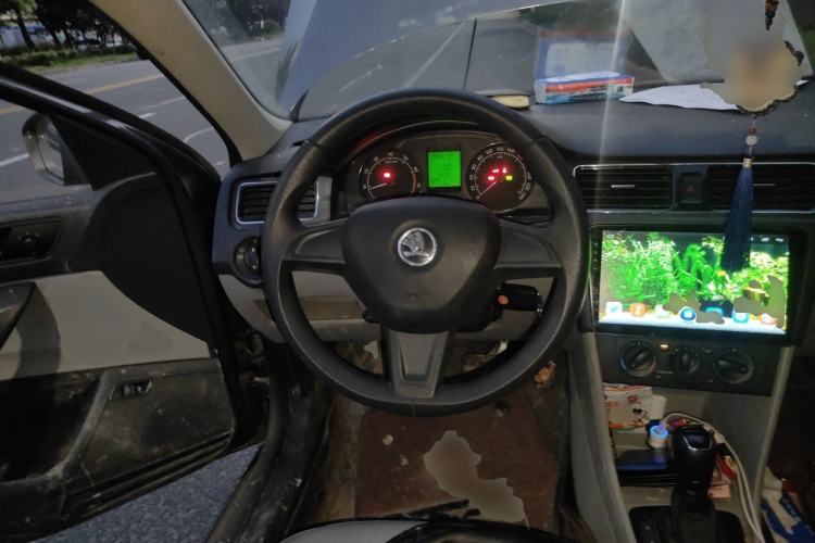 Used Skoda Rapid 2016 1.6L Automatic Chuanxing Edition Steering Wheel