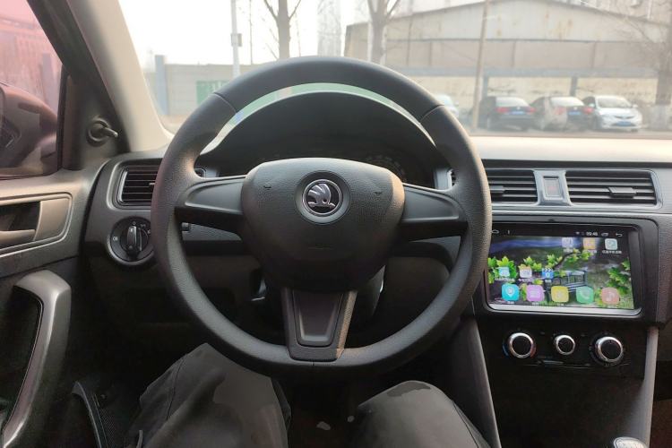 Used Skoda Rapid 2016 1.4L Manual Front-Wheel Drive Model Steering Wheel