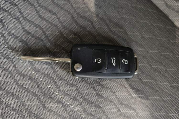 Used Skoda Rapid 2016 1.6L Automatic Chuanxing Edition Vehicle Key