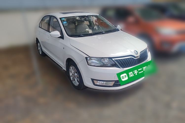 Used Skoda Rapid 2016 1.6L Automatic Chuanxing Edition Front Right 45 Deg