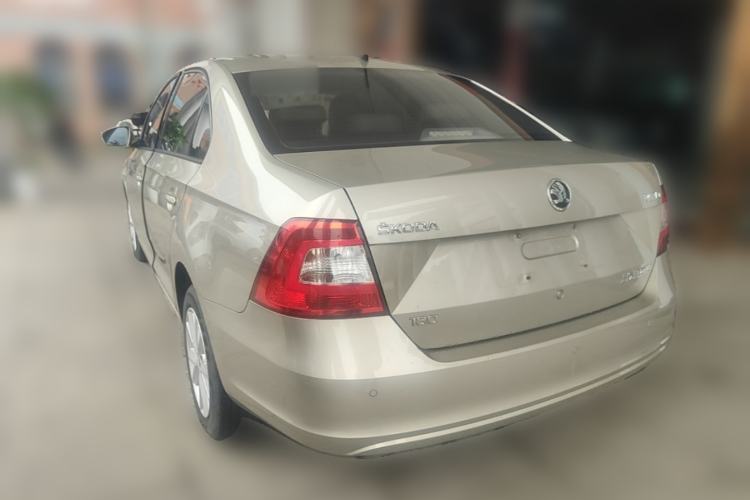 Used Skoda Rapid 2016 1.6L Automatic Chuanxing Edition Rear Left 45 Deg