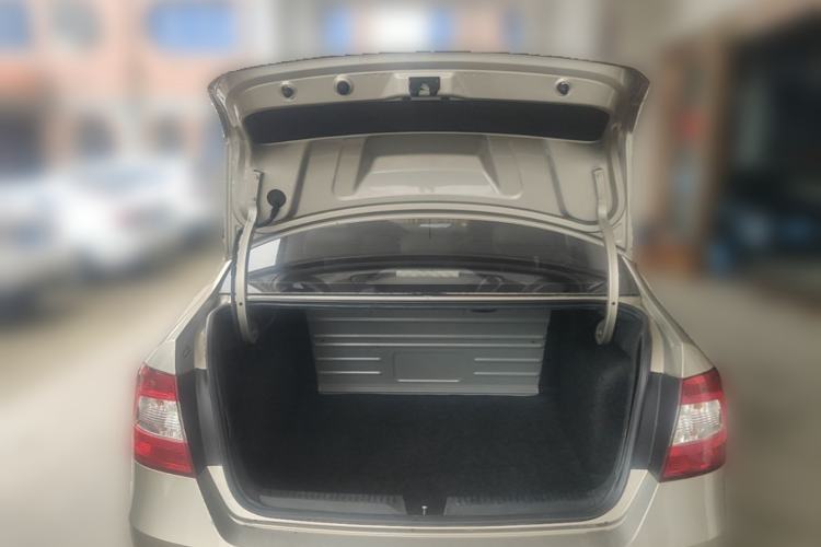 Used Skoda Rapid 2016 1.6L Automatic Chuanxing Edition Trunk